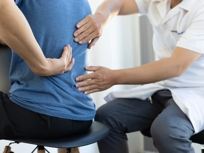 Professional Sciatica Pain Management services by Arrowhead Clinic in Lithia Springs, GA — licensed Chiropractor provider