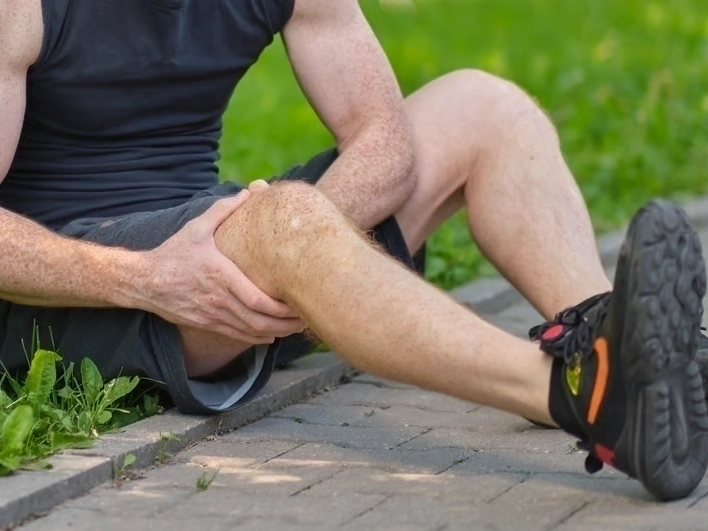 Knee Pain Treatment service in Lithia Springs