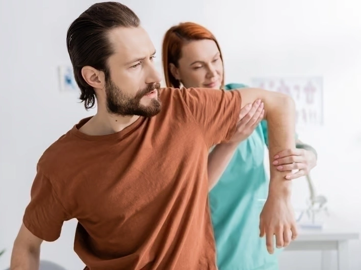 Shoulder Pain Treatment in Lithia Springs, GA